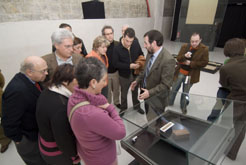 El consejero Corpas explica a los parlamentarios de la Comisión de Cultura y Turismo la exposición &quot;La Edad de un Reyno&quot;