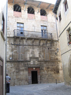 Edificio en Aoiz subastado por la Hacienda Tributaria