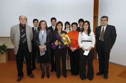 La consejera Kutz en el acto de homenaje del doctor  Manubens