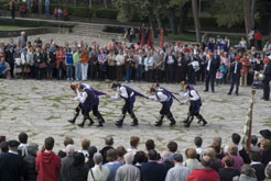 Los danzantes de Ochagavía en Javier 