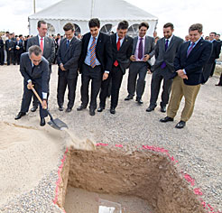 Acto de colocación de la primera piedra