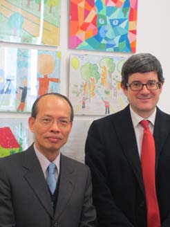 El consejero Iribas y el embajador de Taiwan en España, Ching Shan Hou.