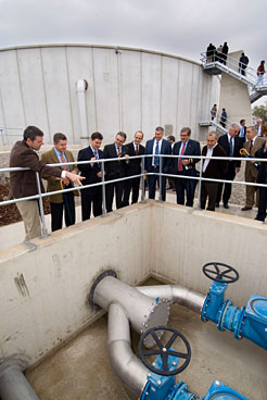 Las autoridades, durante el acto de inauguración