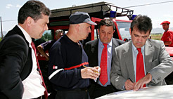 Los consejeros Burguete y Caballero, han visitado el lugar del incendio.